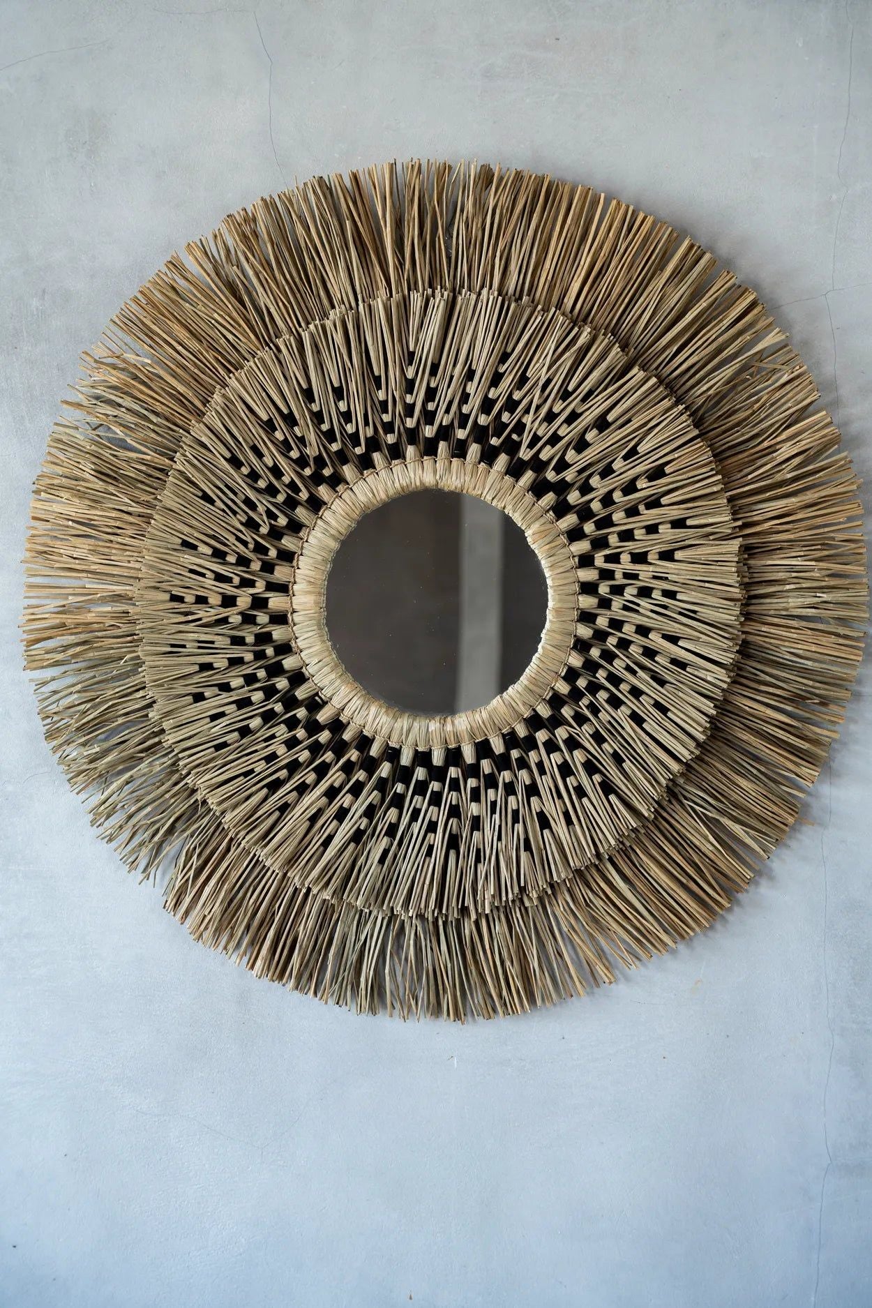 The Havana Mirror - Natural Black - L