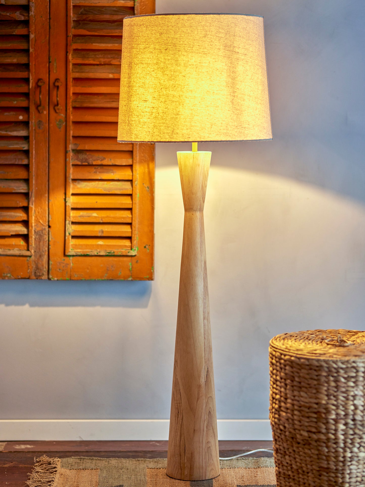 Leonor Floor Lamp - Nature