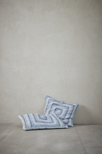 Liselle cushion 50x50 cm - blue