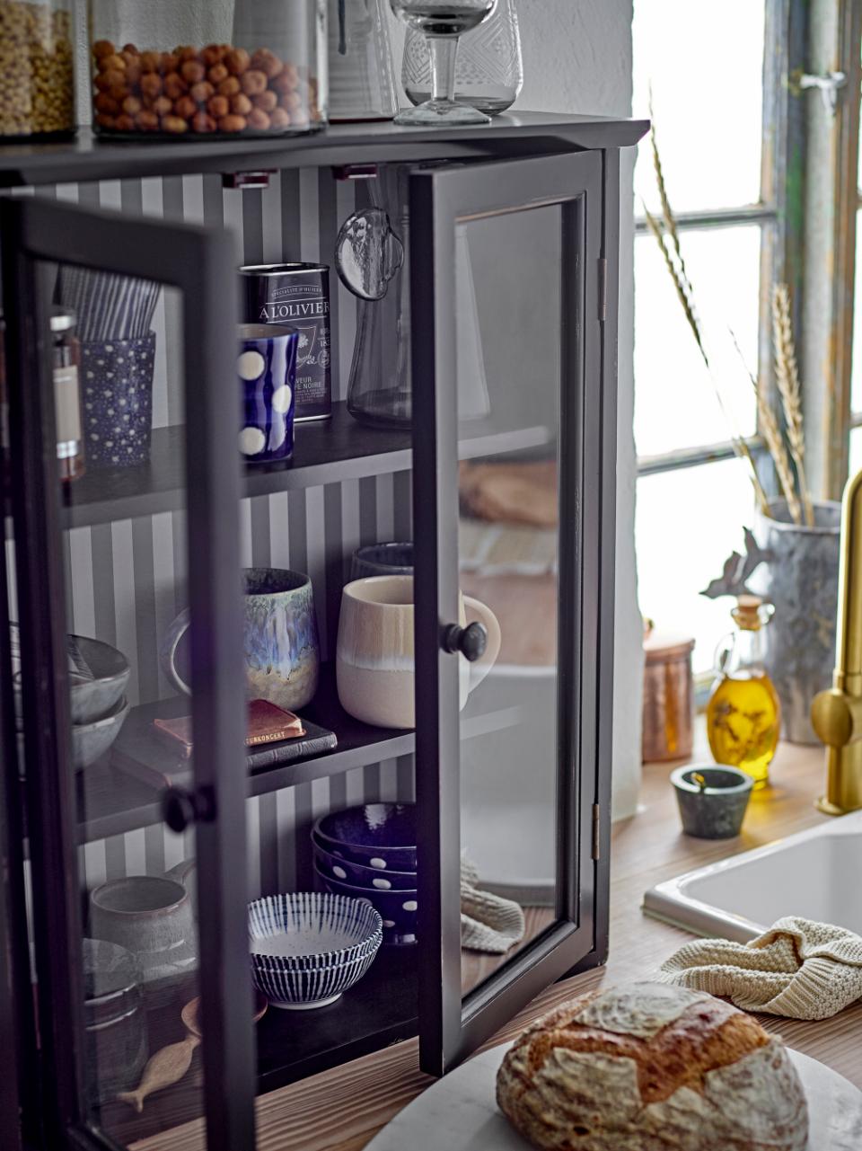 Hazem Cabinet - Black / Firwood