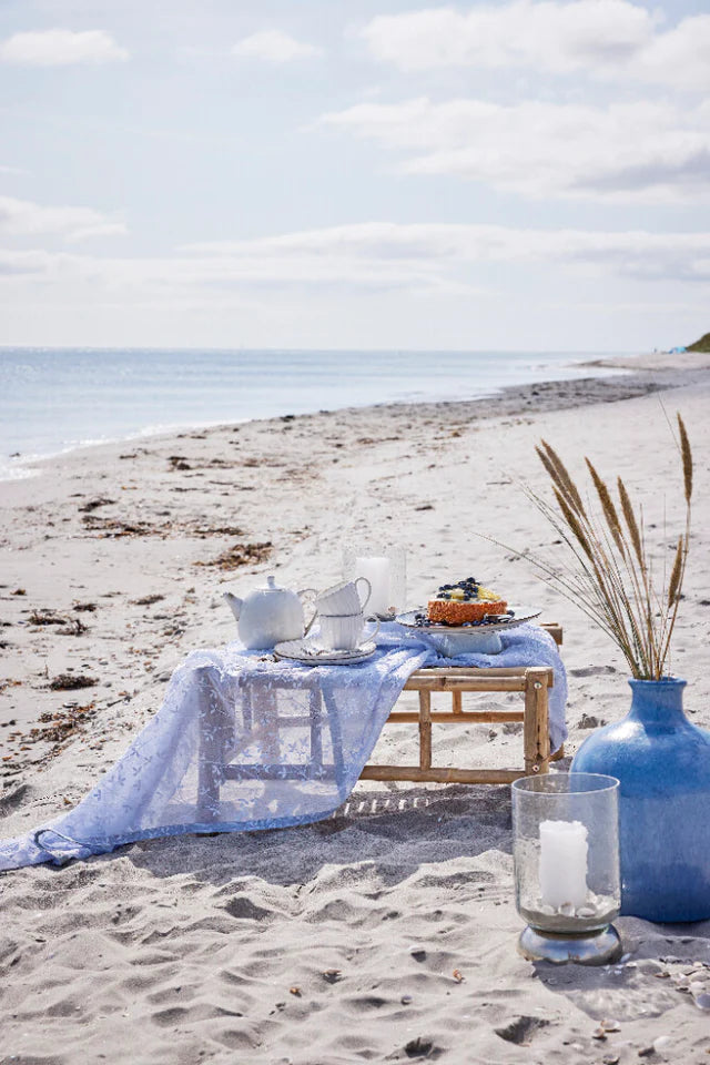 Eloise tablecloth 320x160 cm - light blue