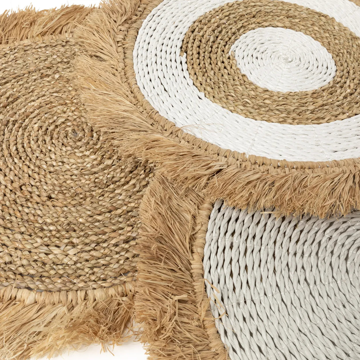 The Seagrass Raffia Placemat - Natural White