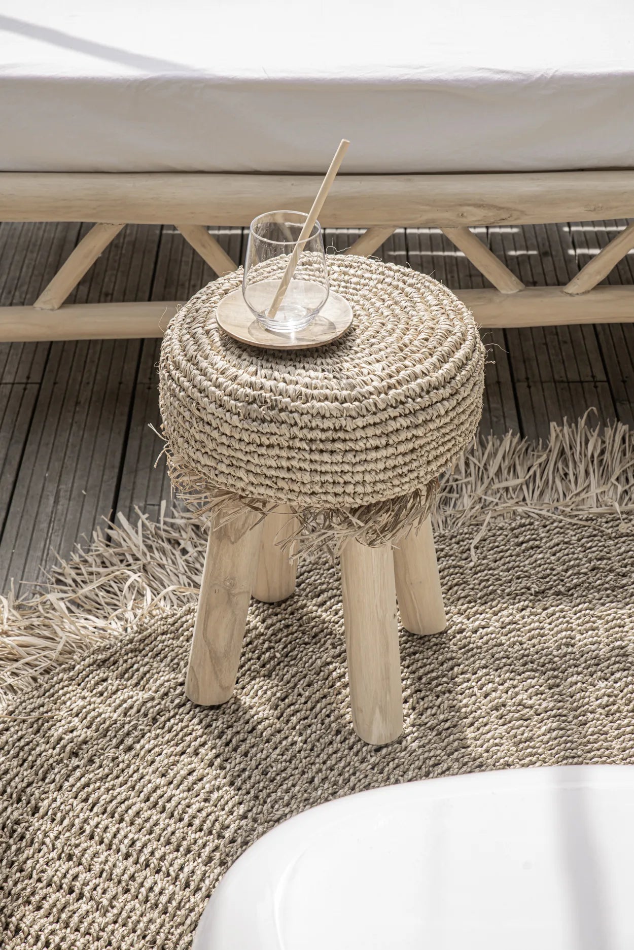 The Teak Root Round Plate - XS