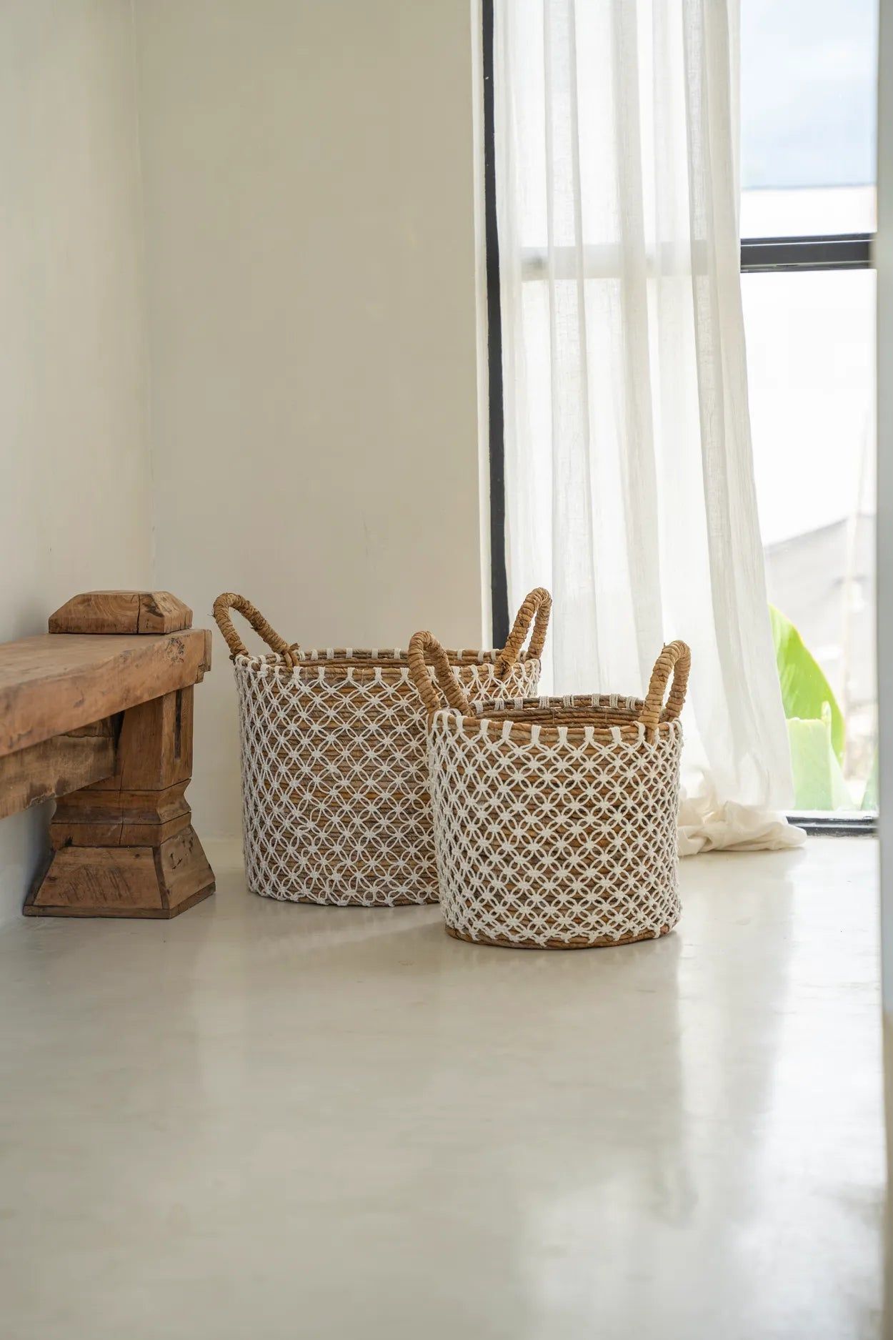 The Crossed Stitched Macrame Basket - Natural White - S