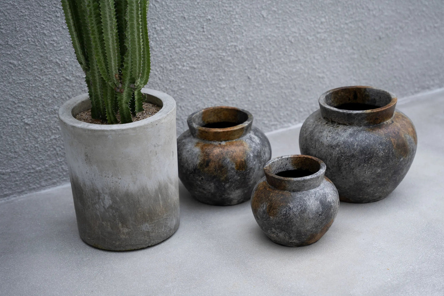 The Funky Vase - Antique Grey - S