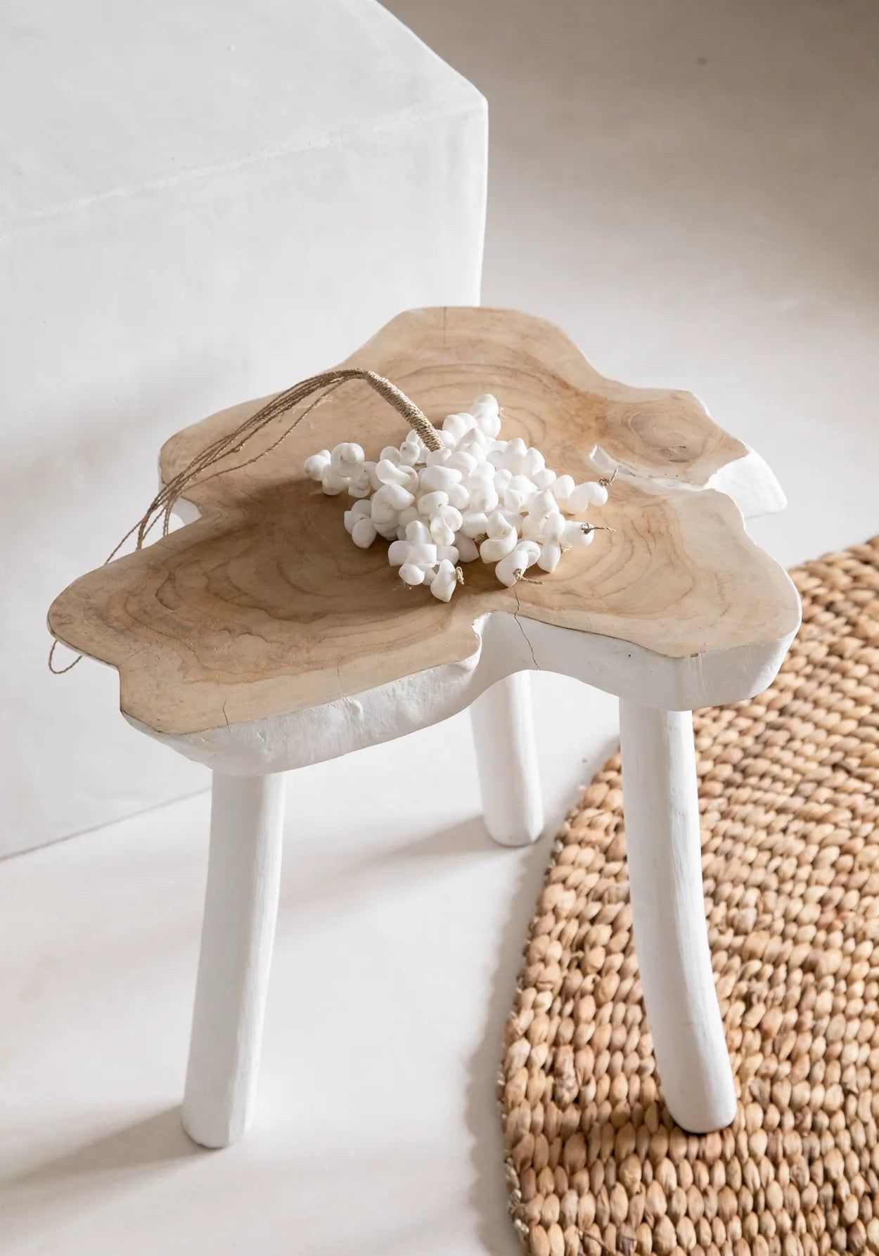 The Organic Side Table - Natural White