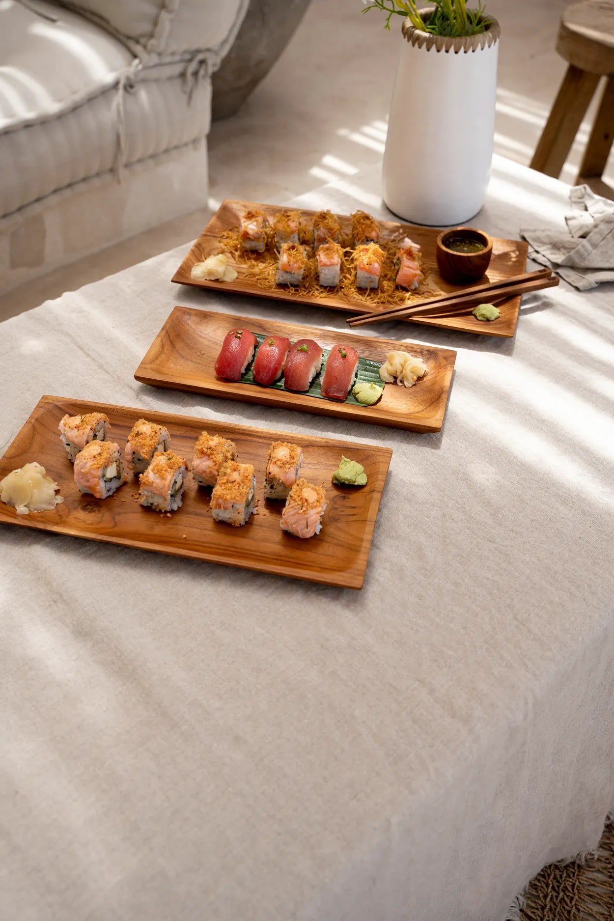 Plato de sushi de raíz de teca - M