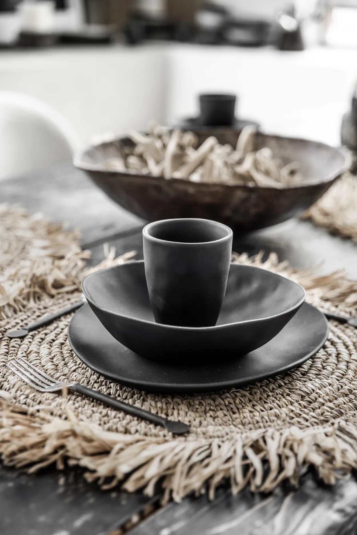 The Fringe Raffia Placemat Round - Natural