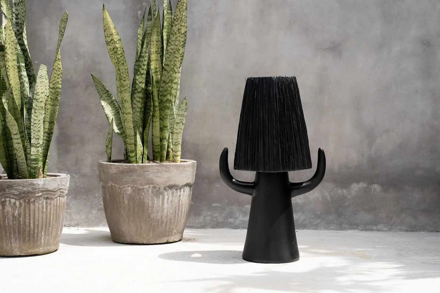 The Billy Bob Table Lamp - Black