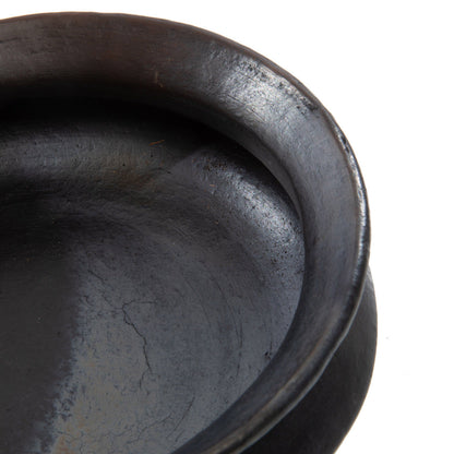 The Burned Oval Pot - Black